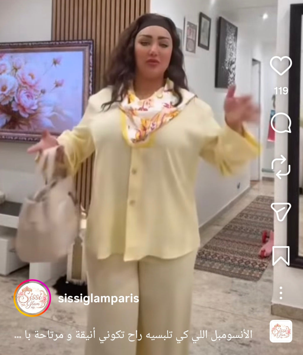Ensemble avec foulard