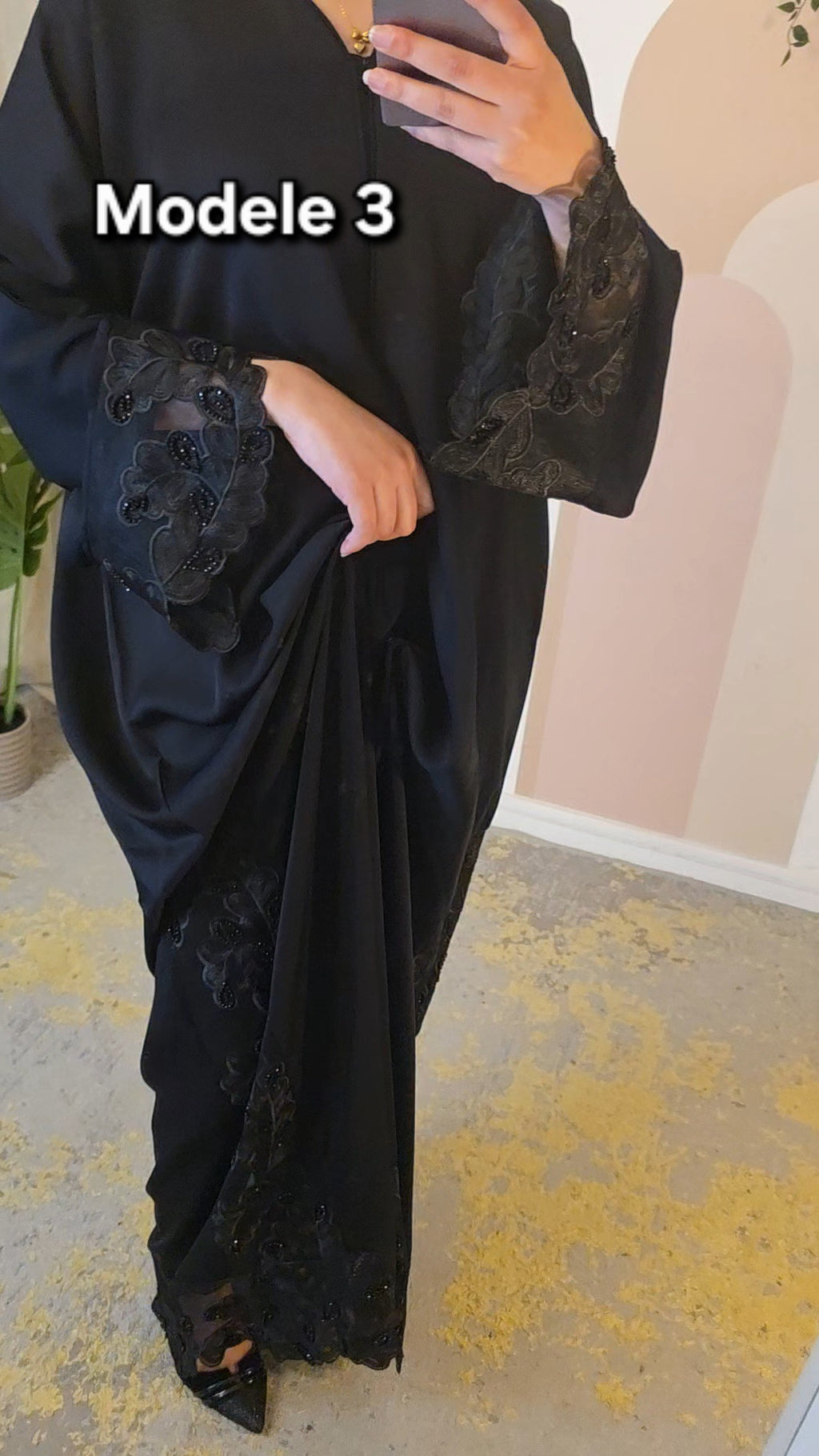 Abaya classe Dubai